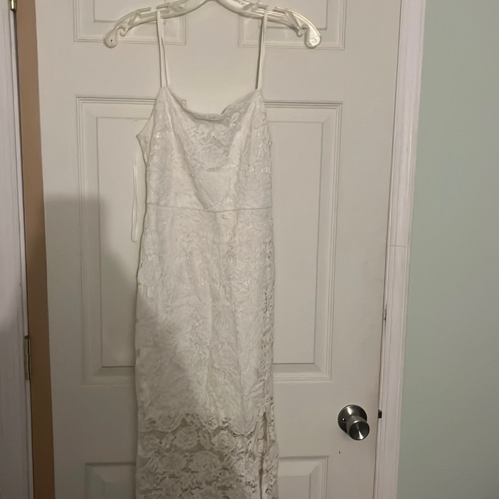 White lace dress